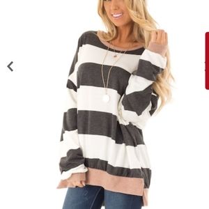 💙 🟦 Cozy Striped Knit Top